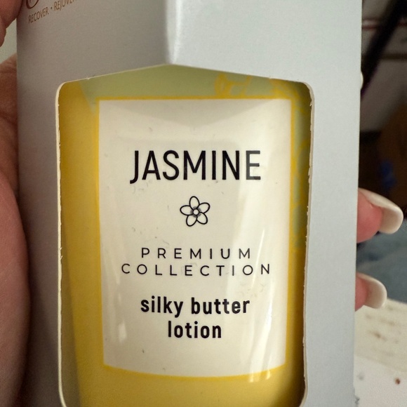 Hand Lotion - Picture 1 of 1